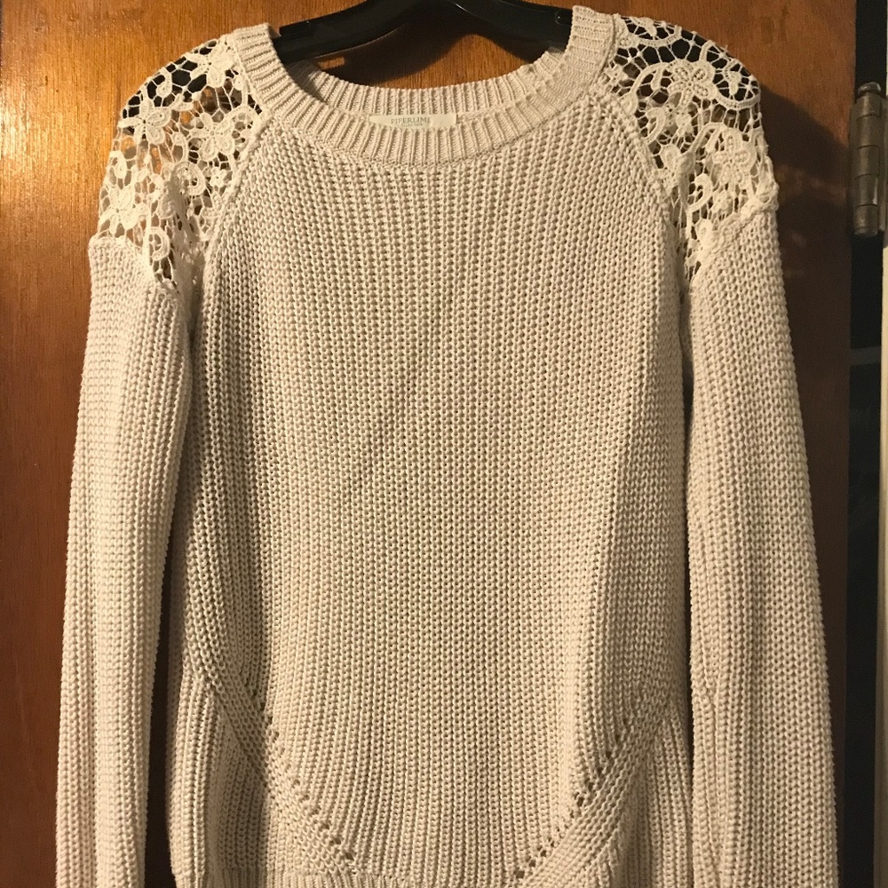 Piperlime Womens XS White Sweater